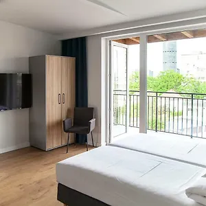 Moho Xl Hostel